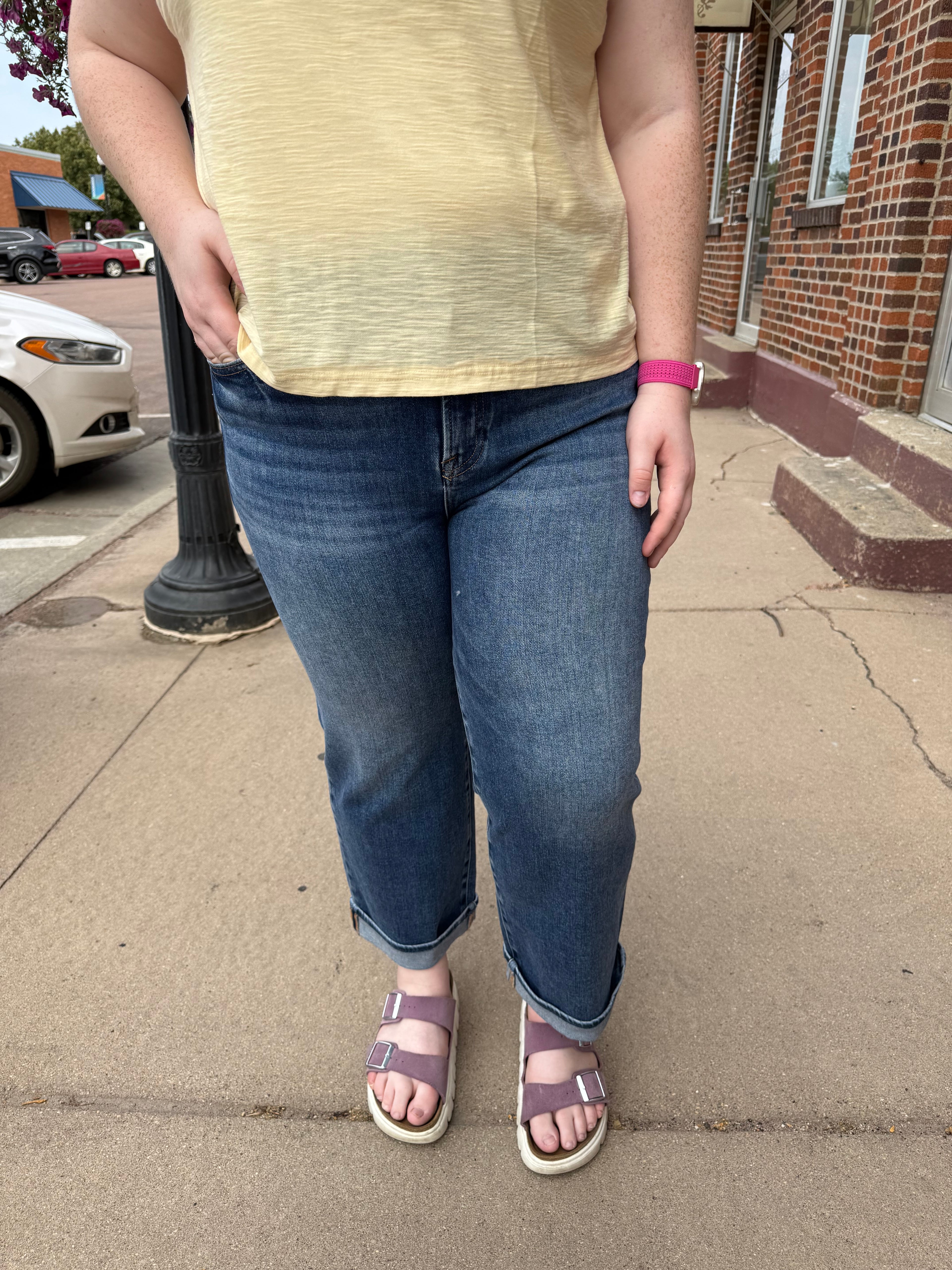 Dani Cuffed Boyfriend Denim
