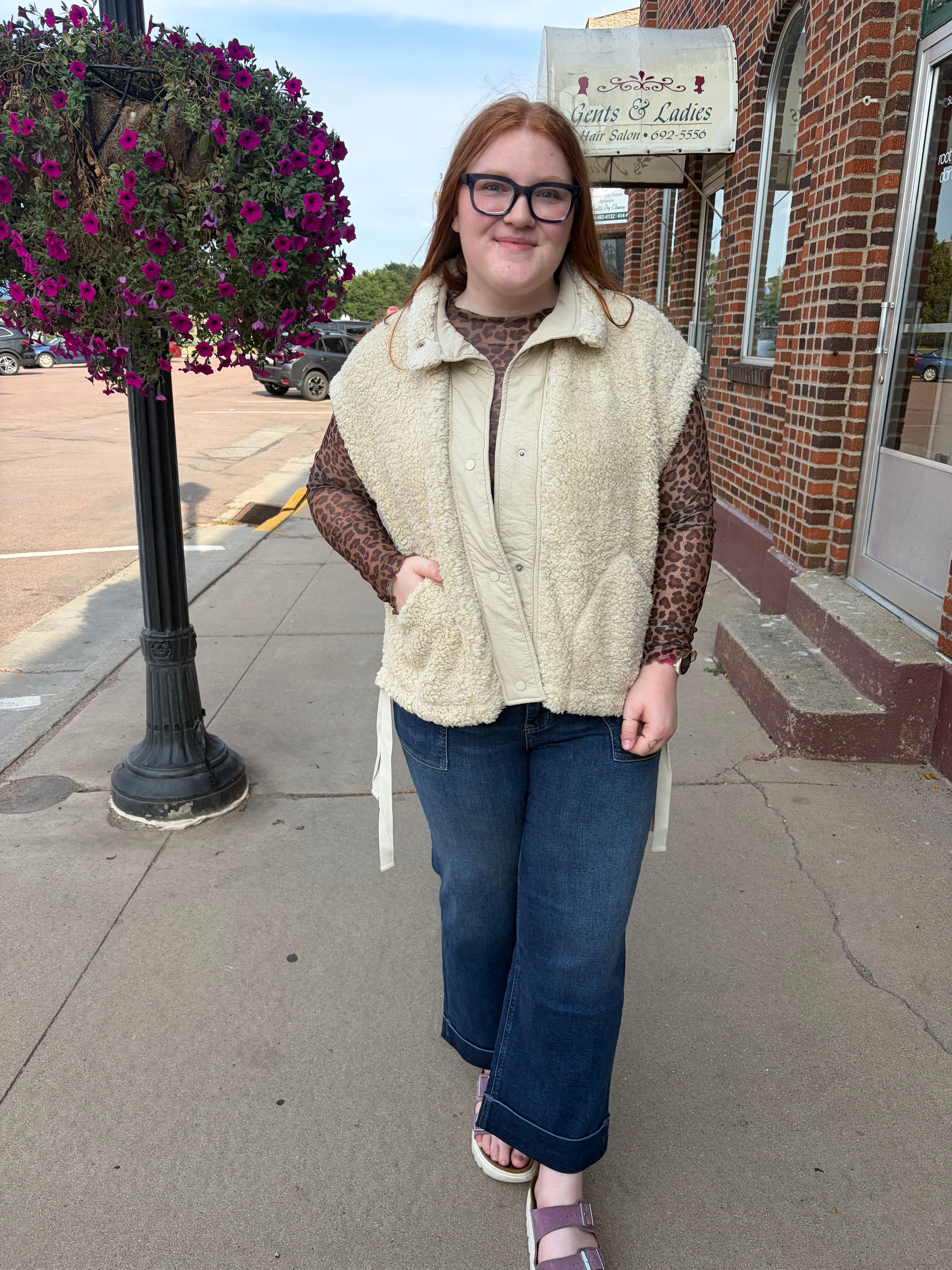 Lottie Layering Top