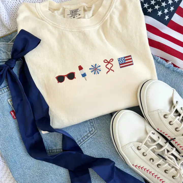 4th of July Icons Graphic Tee