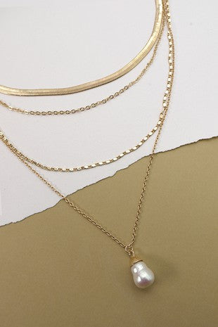 Pearl Layer Necklace